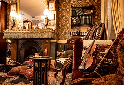 Musée Sherlock Holmes – est-ce qu’un détective dort aussi en toi ?